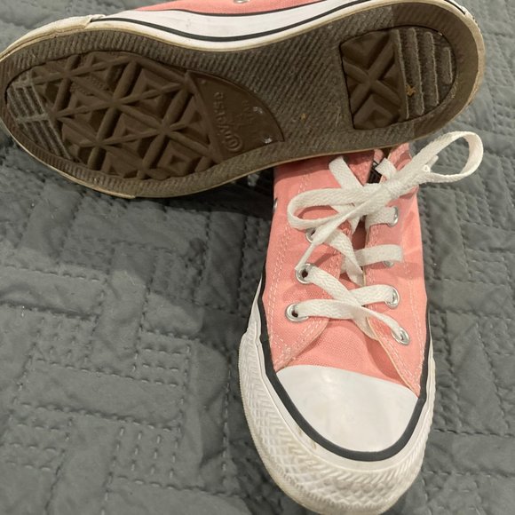 Converse - Picture 3 of 5